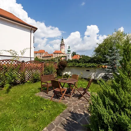 Krumlov Apartment *