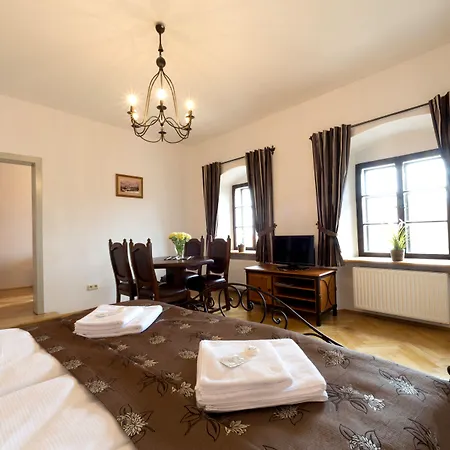 Krumlov Apartment *
